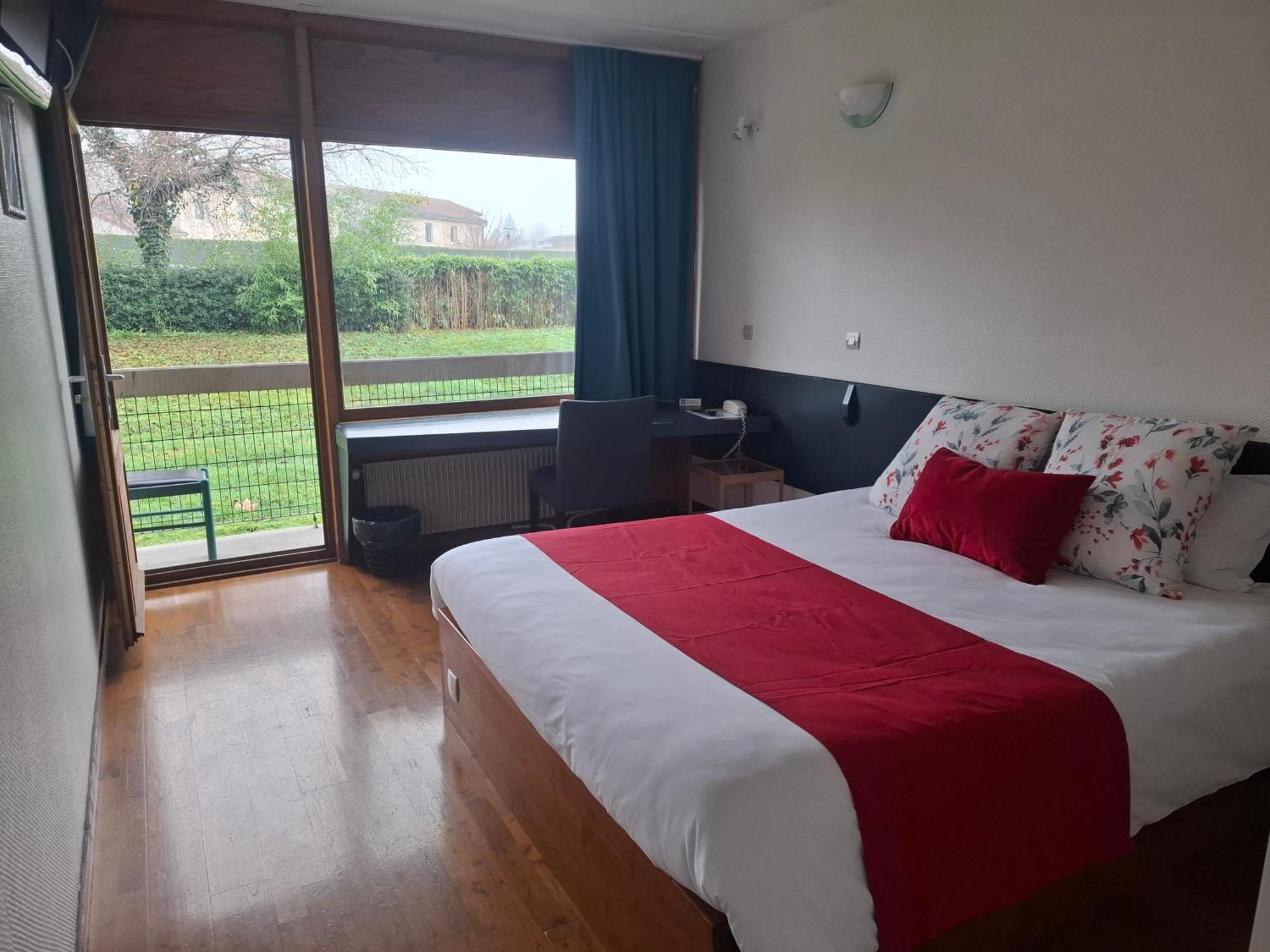 Hotel Restaurant Cirius Montrond-les-Bains Eksteriør billede